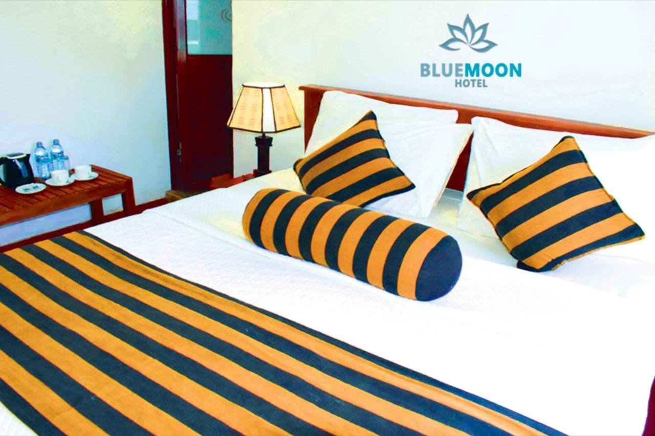 Blue Moon Hotel Нувара Елия Екстериор снимка