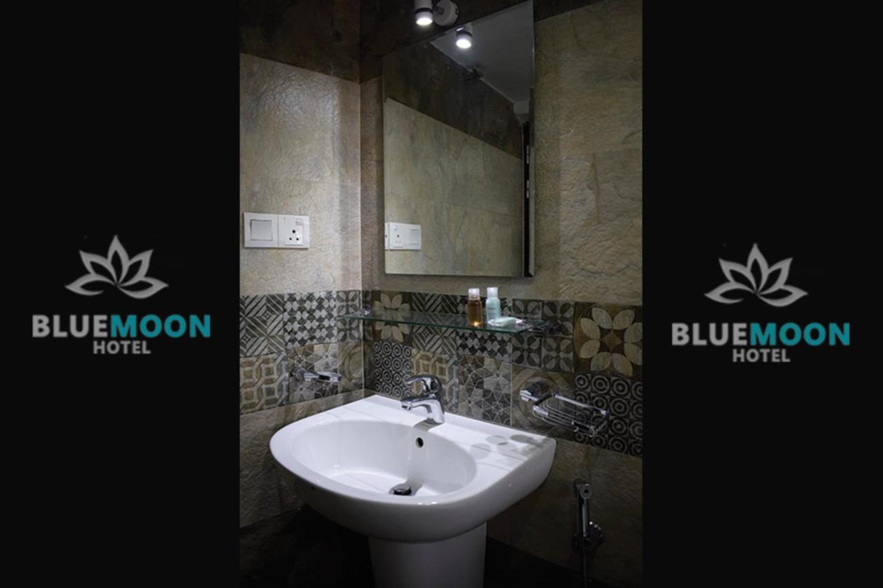 Blue Moon Hotel Нувара Елия Екстериор снимка